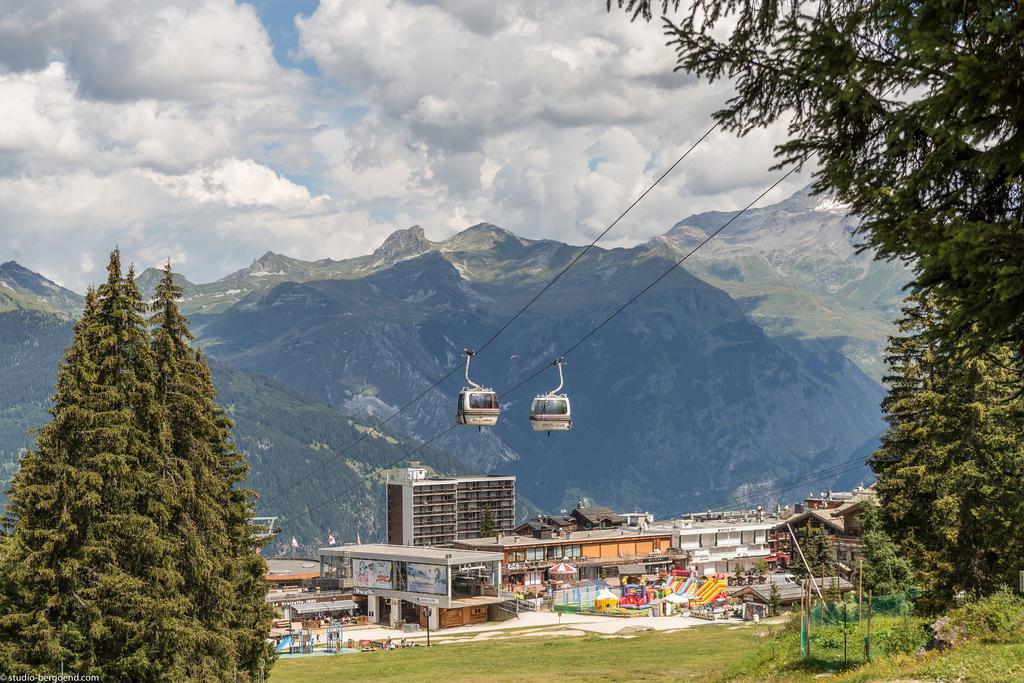 Résidence Pierre&Vacances Les Ecrins Courchevel Exterior foto